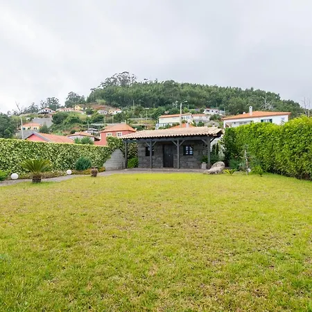 Villa Valeriu Santa Cruz (Madeira)