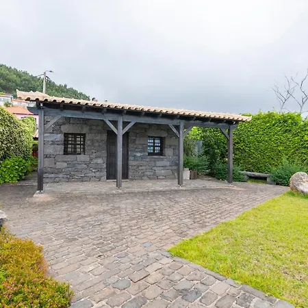 Valeriu Villa Santa Cruz (Madeira)