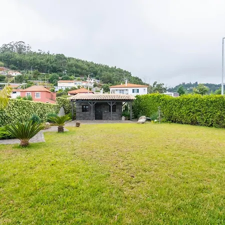 Valeriu * سانتا كروز