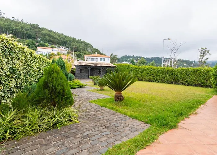 Valeriu Villa Santa Cruz (Madeira)