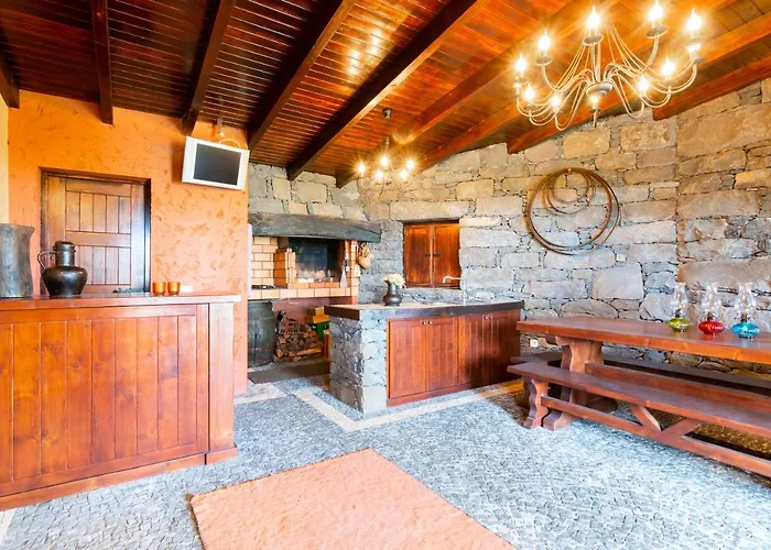 Valeriu * Santa Cruz (Madeira)