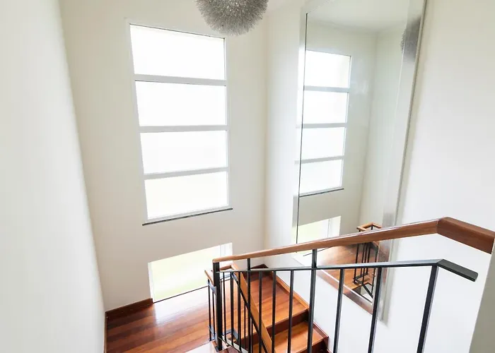 Valeriu Villa Santa Cruz (Madeira)